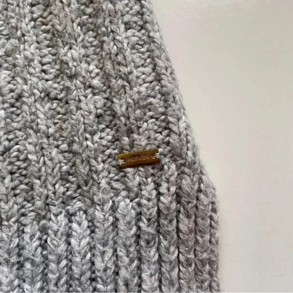 Tommy Hilfiger Adaptive Women's Cable-Knit Sweater with Wide Neck Size XS - Picture 5 of 12